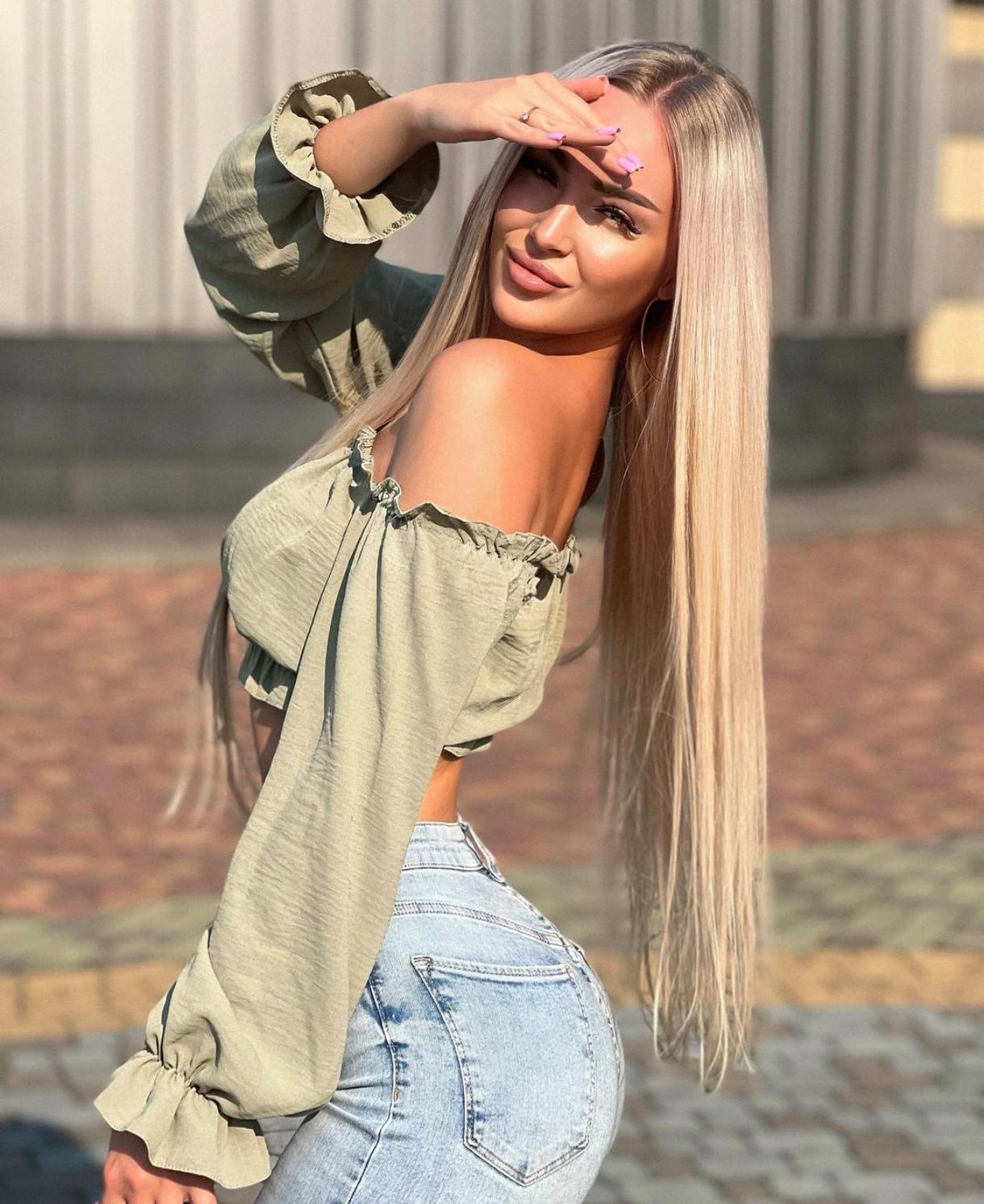 בירושלים – מארחת מקצועית
