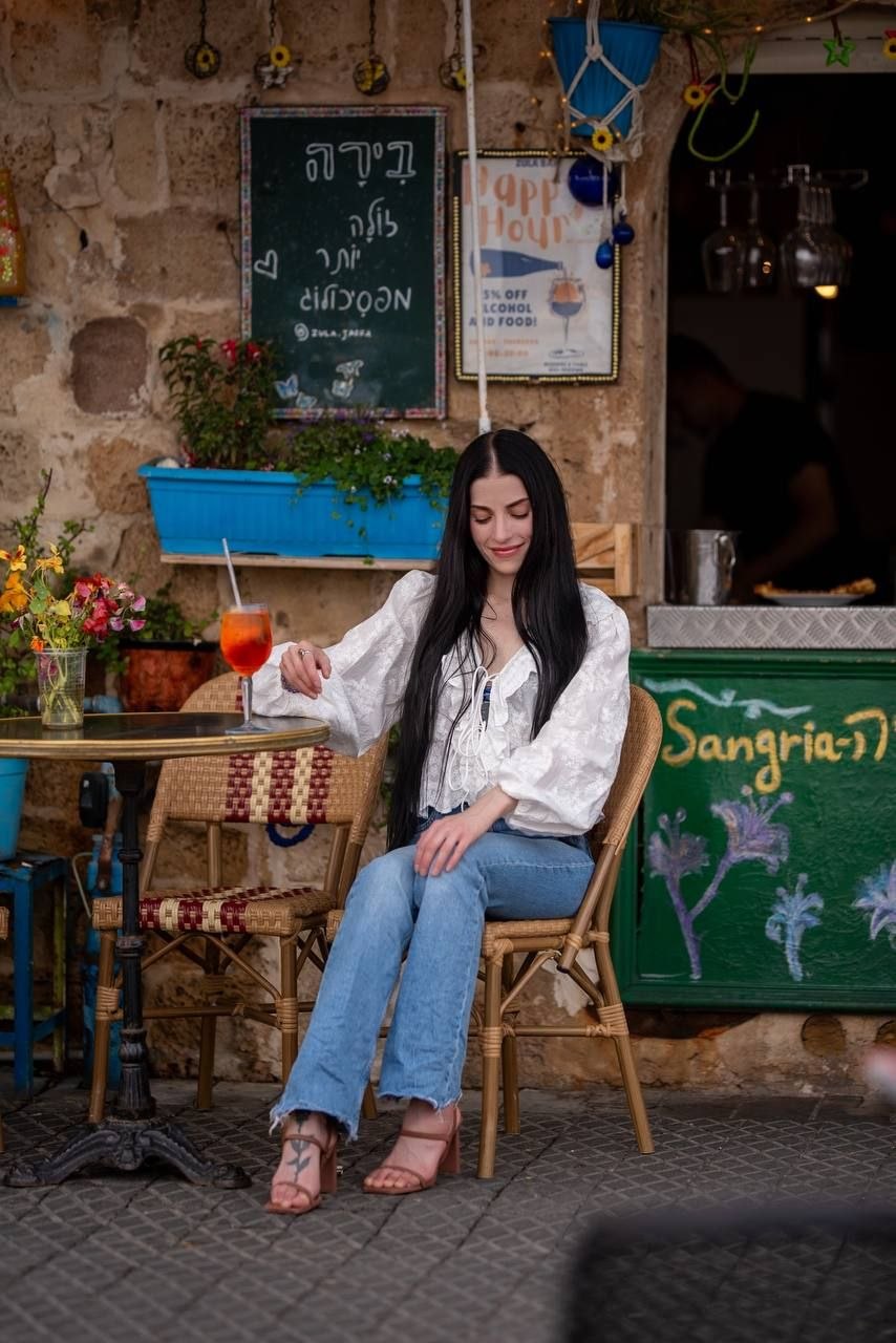 ליזה – בתל אביב בת 25 מטפלת נשית