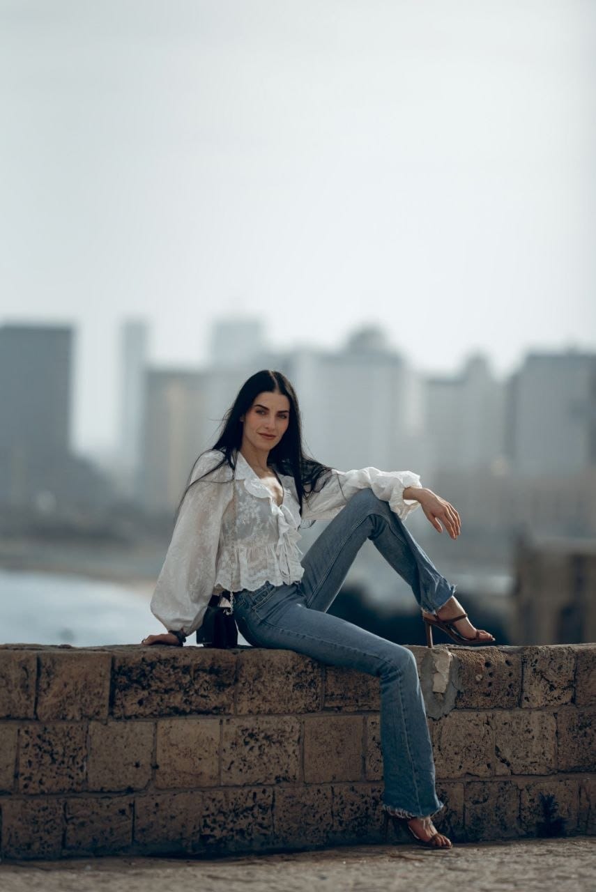 ליזה – בתל אביב בת 25 מטפלת נשית
