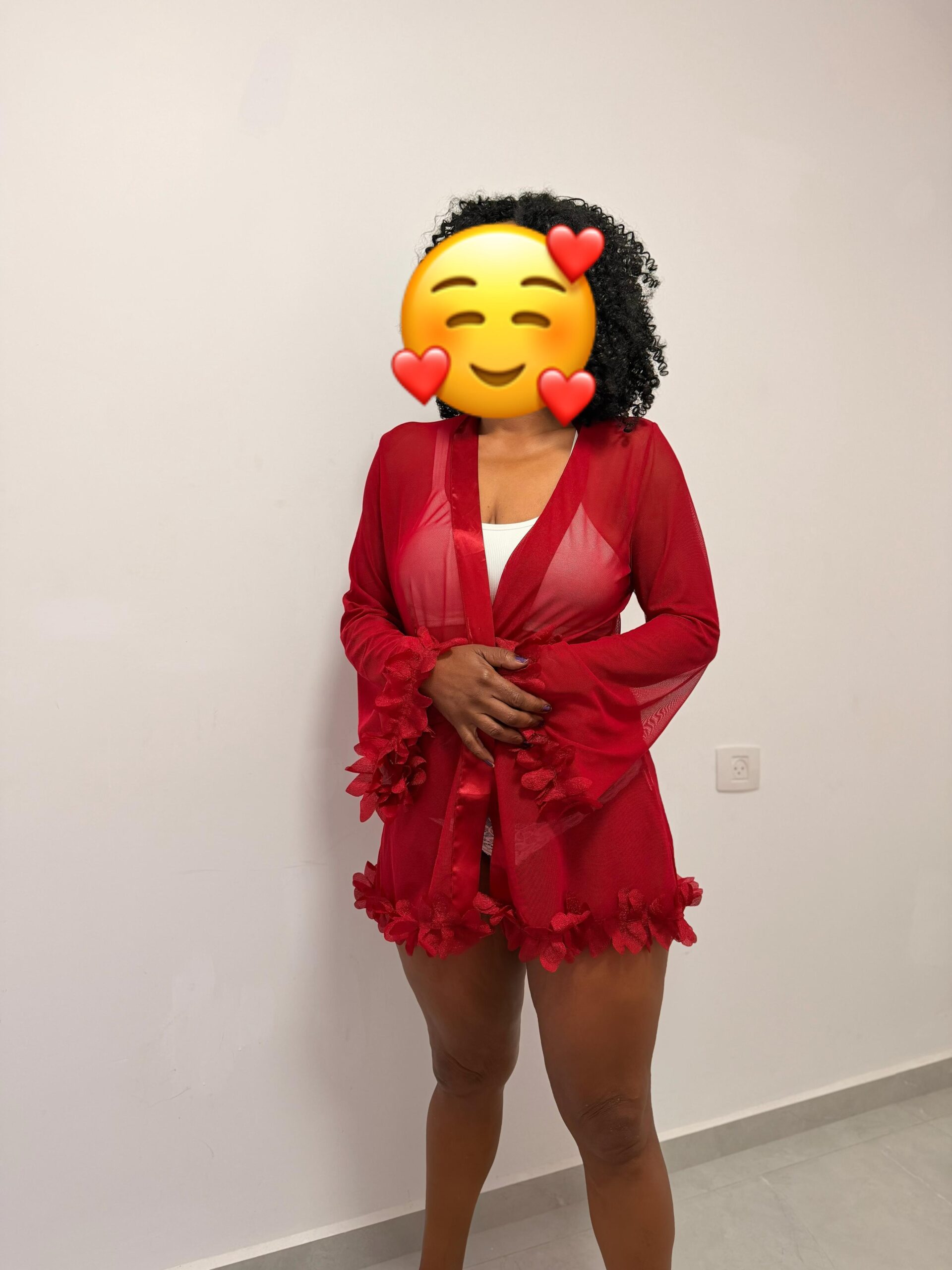 נתניה – בחורה מפנקת כמו חברה